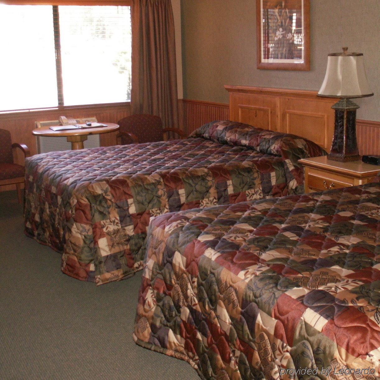 Stewart Lodge Cle Elum Room photo